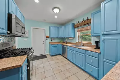 5 Breck St, Worcester, MA 01605 - Photo 13