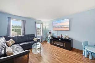 37 Grammont Rd, Worcester, MA 01607 - Photo 5