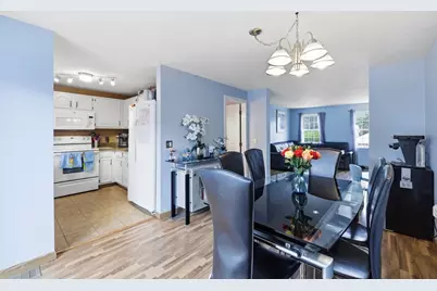 37 Grammont Road, Worcester, MA 01607 - Photo 11