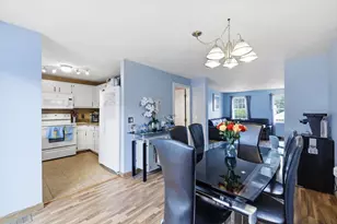 37 Grammont Rd, Worcester, MA 01607 - Photo 11