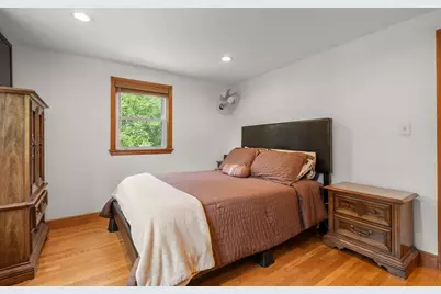 10 Perley Ave, Peabody, MA 01960 - Photo 9