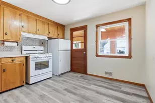 2 Douglas, Lowell, MA 01852 - Photo 11