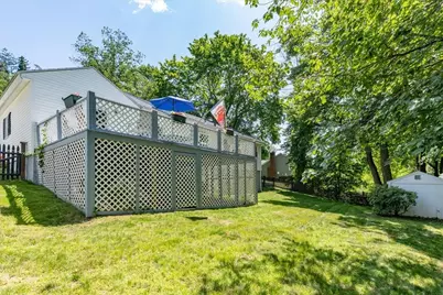520 Jackson St, Methuen, MA 01844 - Photo 35