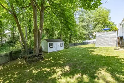 520 Jackson St, Methuen, MA 01844 - Photo 33