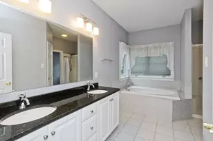 15 Avalon Pl, Agawam, MA 01030 - Photo 17