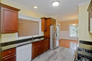 15 Avalon Pl, Agawam, MA 01030 - Photo 3