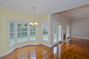 15 Avalon Pl, Agawam, MA 01030 - Photo 5