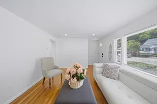 42 Windham Rd, Boston, MA 02136 - Photo 5