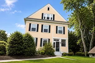 73 Moore Ave, Worcester, MA 01602 - Photo 1
