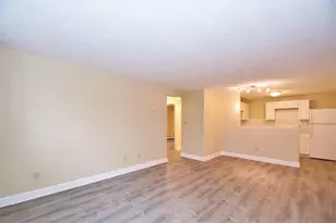 1105 Lexington St, Waltham, MA 02452 - Photo 3