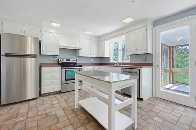86 North Ave, Mendon, MA 01756 - Photo 3