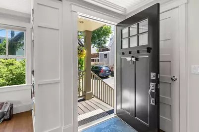 24 Cottage St, Provincetown, MA 02657 - Photo 3