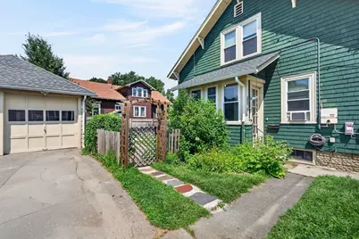 274 Clarendon St, Fitchburg, MA 01420 - Photo 21