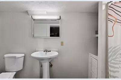 274 Clarendon St, Fitchburg, MA 01420 - Photo 19
