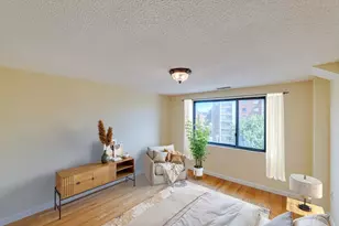 30 Revere Beach Pkwy, Medford, MA 02155 - Photo 23