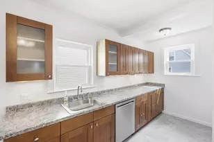 46 Arlington St, Lowell, MA 01854 - Photo 21