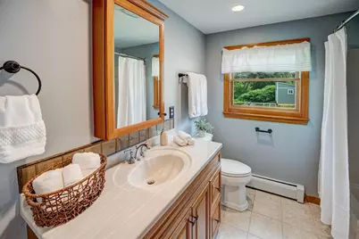 4 Mill Rd, Chelmsford, MA 01824 - Photo 9