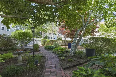 15 Cottage St #8, Provincetown, MA 02657 - Photo 19