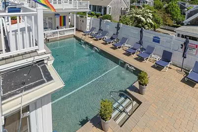 15 Cottage St #8, Provincetown, MA 02657 - Photo 15