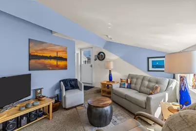 15 Cottage St #8, Provincetown, MA 02657 - Photo 3
