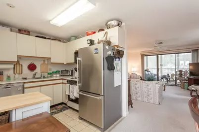 4234 N Main St #505, Fall River, MA 02720 - Photo 5