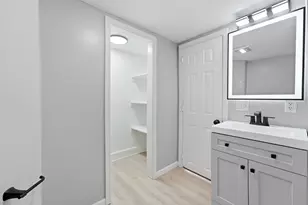 342 Front St, Chicopee, MA 01013 - Photo 17