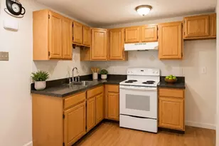 69 W Elm Terrace, Brockton, MA 02301 - Photo 3