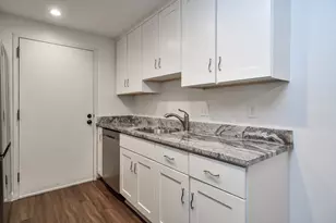 5 Village Rock Ln, Natick, MA 01760 - Photo 9