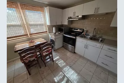 1040 Cove Road Unit 4 #4, New Bedford, MA 02744 - Photo 9
