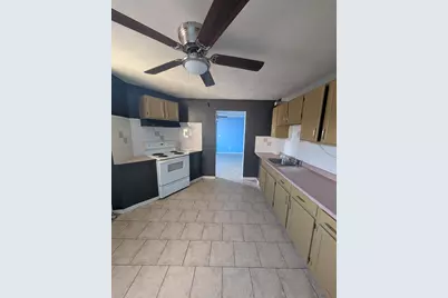 13 William C Kelly Sq #2D, Boston, MA 02128 - Photo 5