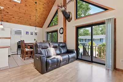 127 Susie, Somerset, MA 02726 - Photo 11