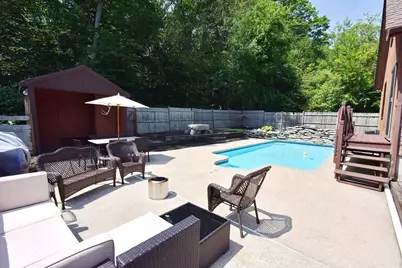 127 Susie, Somerset, MA 02726 - Photo 33