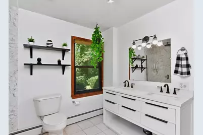 127 Susie, Somerset, MA 02726 - Photo 17