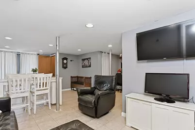 127 Susie, Somerset, MA 02726 - Photo 27