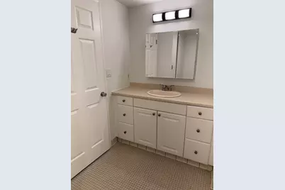96 Old Colony Ave #355, Taunton, MA 02718 - Photo 17