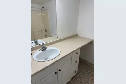 96 Old Colony Ave #355, Taunton, MA 02718 - Photo 13