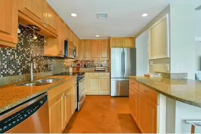 10 Bowdoin St #310, Boston, MA 02114 - Photo 7