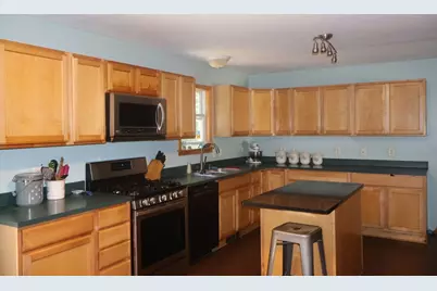 58 Brian Cir, Northbridge, MA 01534 - Photo 3