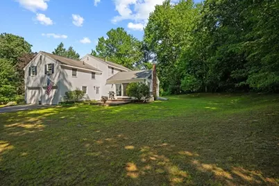 11 Hickory Rd, Southborough, MA 01772 - Photo 3