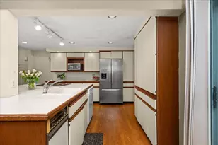 11 Hickory Rd, Southborough, MA 01772 - Photo 13