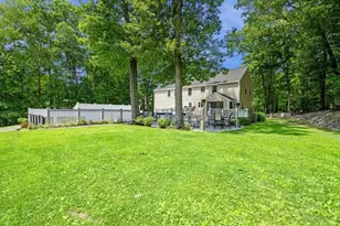 25 Turtle Ln, North Andover, MA 01845 - Photo 17