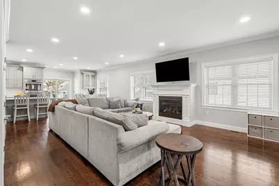 74 Raycroft St, Quincy, MA 02169 - Photo 3