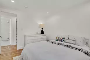 10 Parker Ave, Newton, MA 02459 - Photo 25