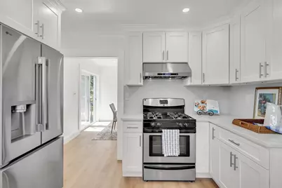 10 Parker Ave, Newton, MA 02459 - Photo 9