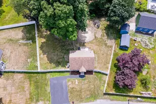 103 Fox Ave, Dracut, MA 01826 - Photo 3
