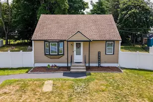 103 Fox Ave, Dracut, MA 01826 - Photo 1