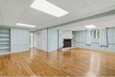 334 Rogers St, Lowell, MA 01852 - Photo 27