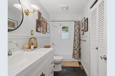 334 Rogers St, Lowell, MA 01852 - Photo 19