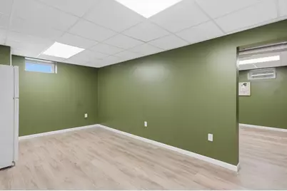 334 Rogers St, Lowell, MA 01852 - Photo 33