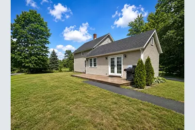 20 Cross St, Bernardston, MA 01337 - Photo 5